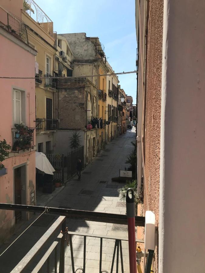 Casa Sorrisiesogni Apartment Cagliari Bagian luar foto