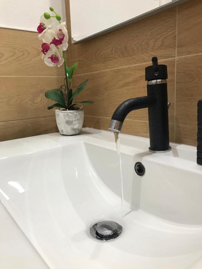 Casa Sorrisiesogni Apartment Cagliari Bagian luar foto