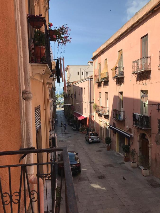 Casa Sorrisiesogni Apartment Cagliari Bagian luar foto